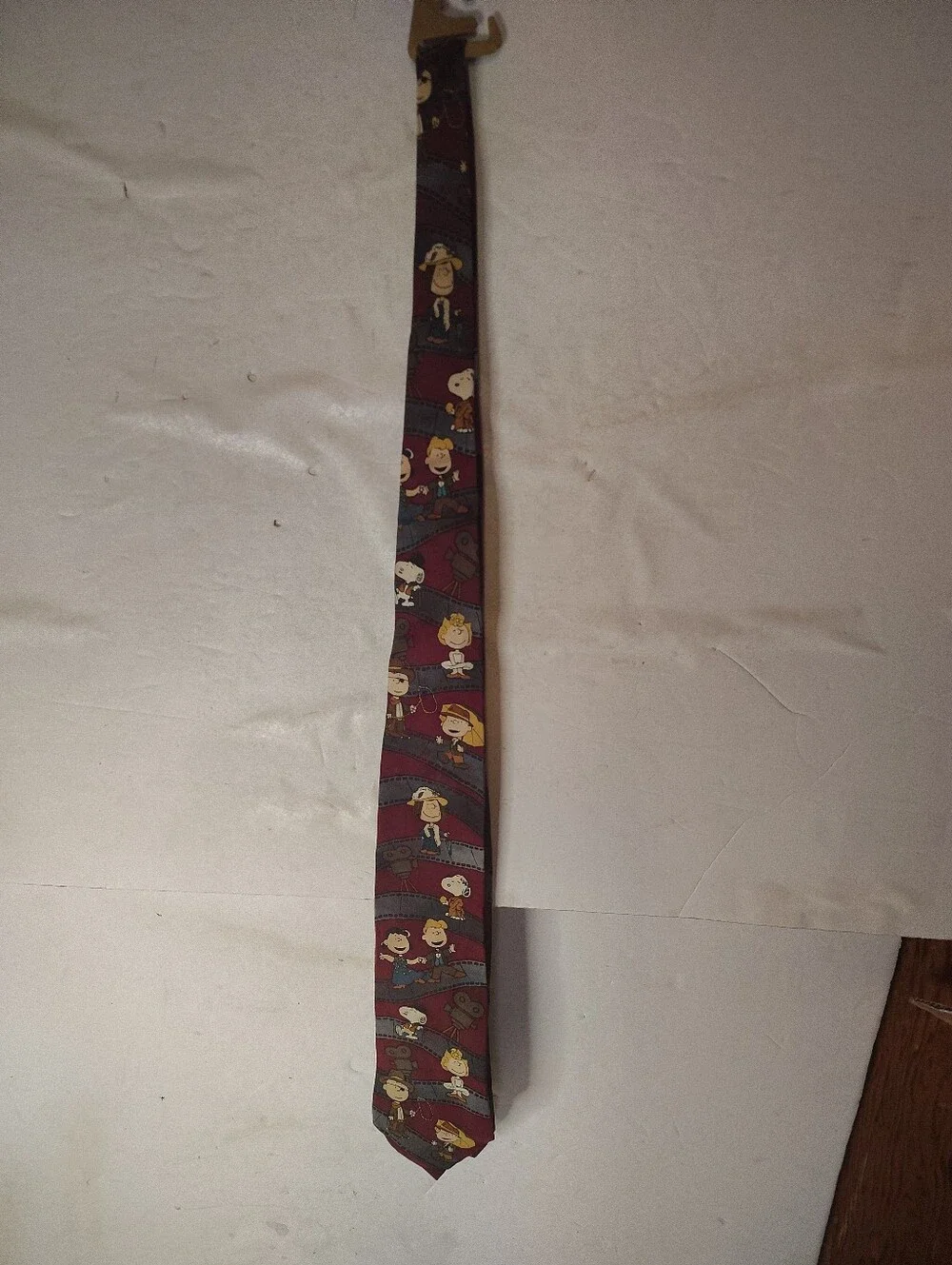 Peanuts Hollywood Salute Neck Tie 100% Silk Made In USA
